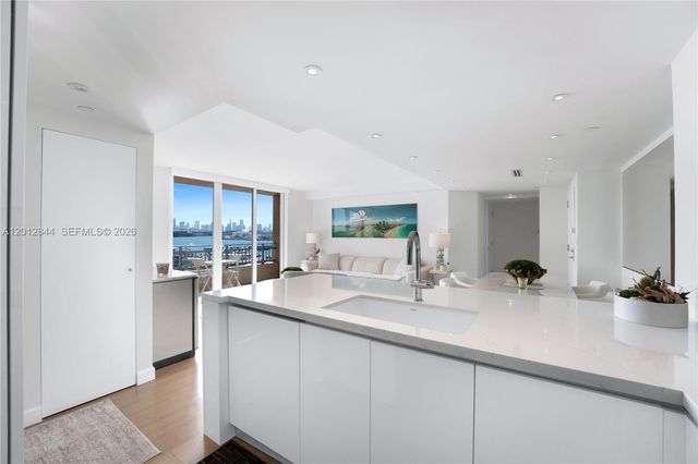90 Alton Rd FL-3, Miami Beach, FL 33139