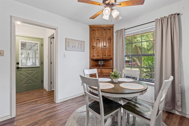 400 Meadow View Drive, Cleburne, TX 76033