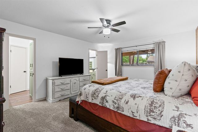 400 Meadow View Drive, Cleburne, TX 76033