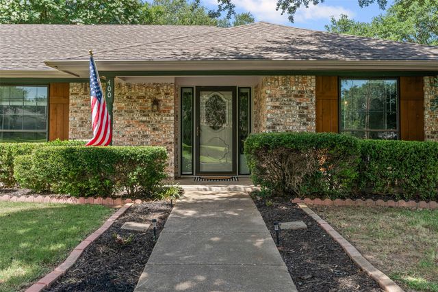 400 Meadow View Drive, Cleburne, TX 76033