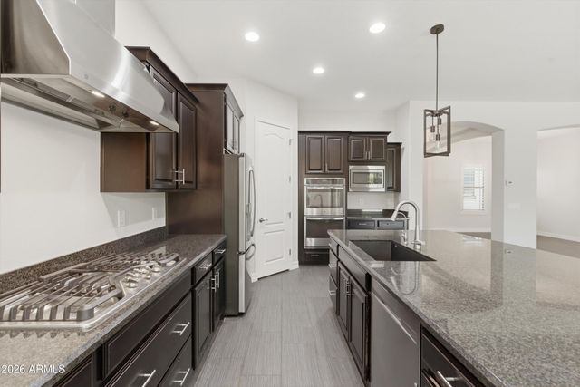 3850 E CAROB Drive, Gilbert, AZ 85298