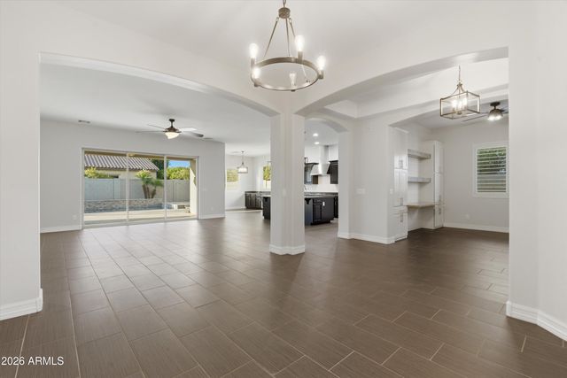 3850 E CAROB Drive, Gilbert, AZ 85298