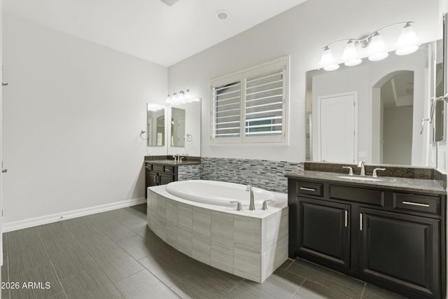 3850 E CAROB Drive, Gilbert, AZ 85298
