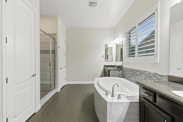 3850 E CAROB Drive, Gilbert, AZ 85298