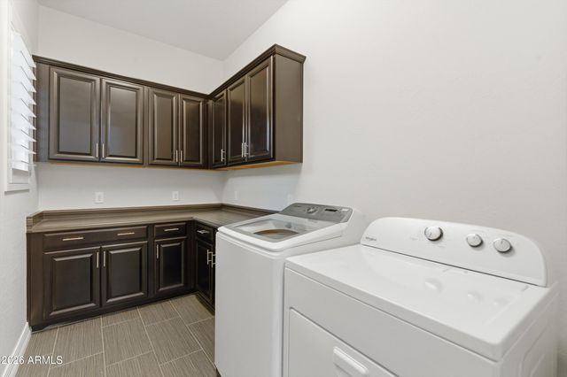 3850 E CAROB Drive, Gilbert, AZ 85298