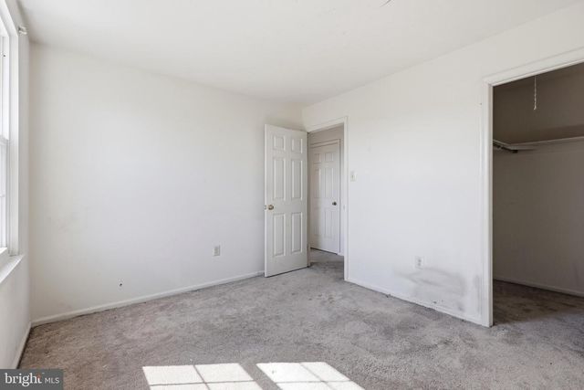 136 N TIMBER RD, Holland, PA 18966