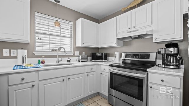 391 E Bernard Court, Gulf Shores, AL 36542