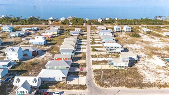 391 E Bernard Court, Gulf Shores, AL 36542