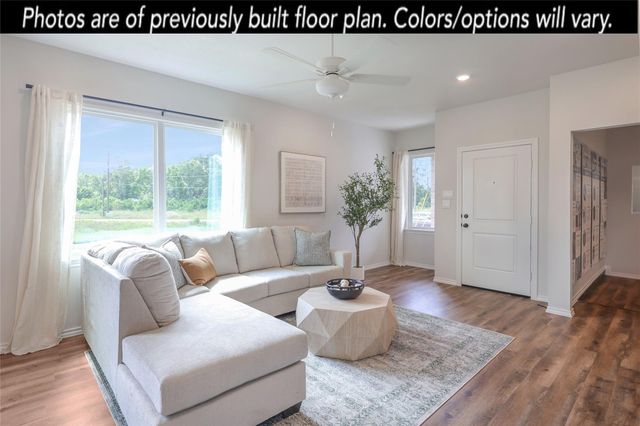 18724 Loom Drive, Conroe, TX 77306