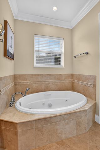 899 Granada Drive, Boca Raton, FL 33432