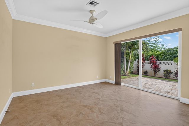 899 Granada Drive, Boca Raton, FL 33432