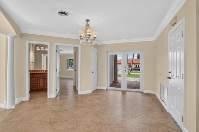 899 Granada Drive, Boca Raton, FL 33432