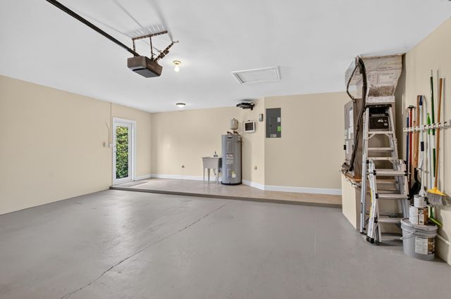 899 Granada Drive, Boca Raton, FL 33432