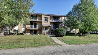 5190 Emil Avenue SW 407, Navarre, OH 44662