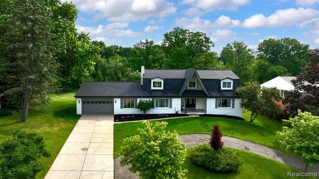 69416 Brookhill Drive, Romeo, MI 48065