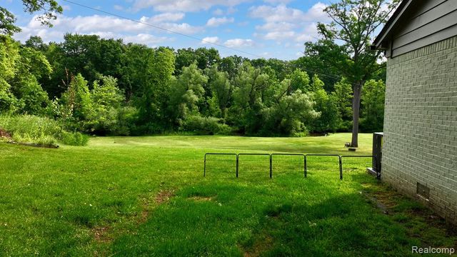 69416 Brookhill Drive, Romeo, MI 48065