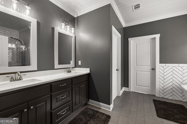 878 McIntosh Trail, Sharpsburg, GA 30277