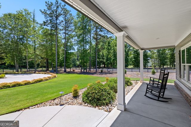 878 McIntosh Trail, Sharpsburg, GA 30277