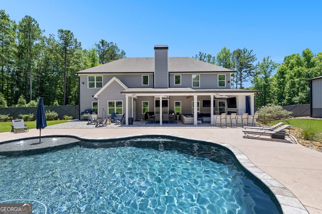 878 McIntosh Trail, Sharpsburg, GA 30277