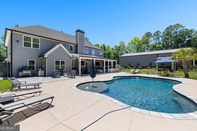 878 McIntosh Trail, Sharpsburg, GA 30277