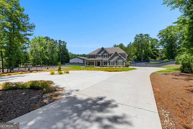 878 McIntosh Trail, Sharpsburg, GA 30277