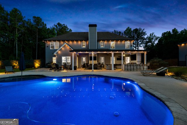 878 McIntosh Trail, Sharpsburg, GA 30277