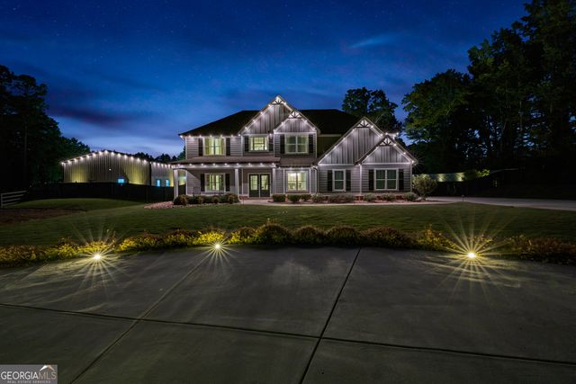 878 McIntosh Trail, Sharpsburg, GA 30277