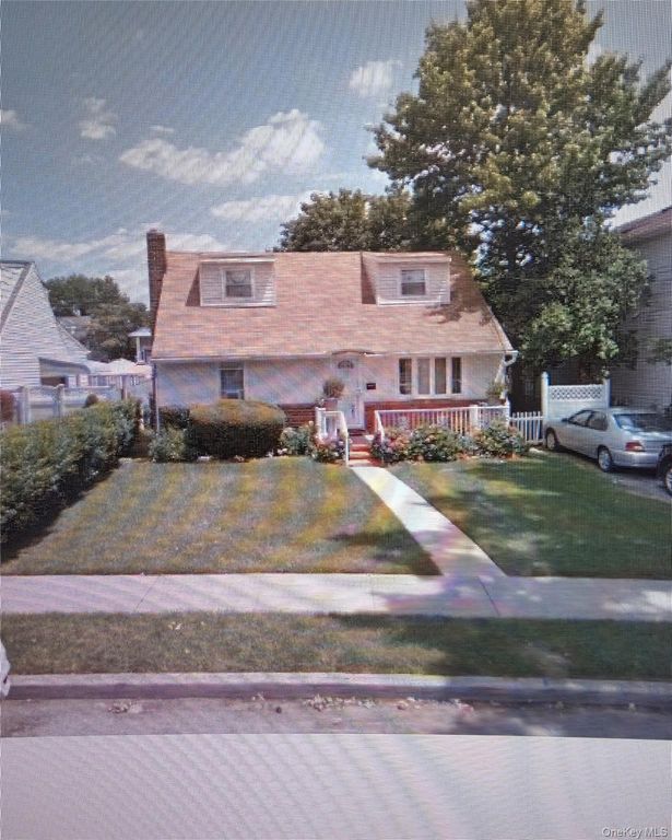 201 Benson Avenue, Elmont, NY 11003