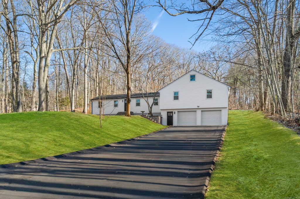 720 Beaumont Highway, Lebanon, CT 06249