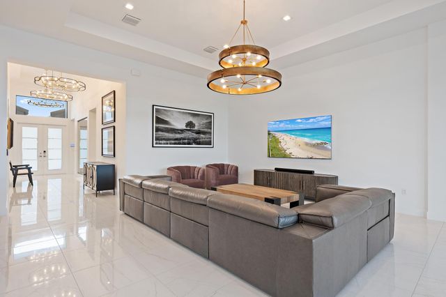 9933 Migration Point, Palm Beach Gardens, FL 33412