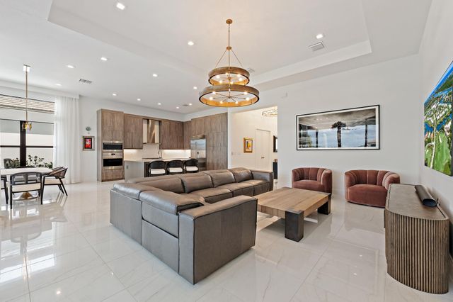 9933 Migration Point, Palm Beach Gardens, FL 33412