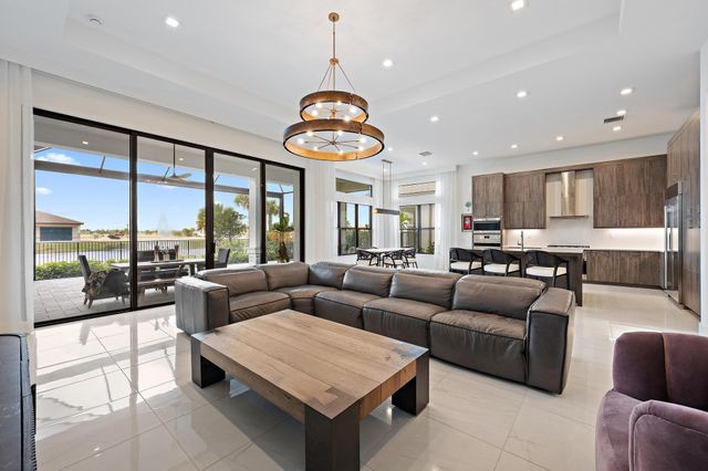 9933 Migration Point, Palm Beach Gardens, FL 33412