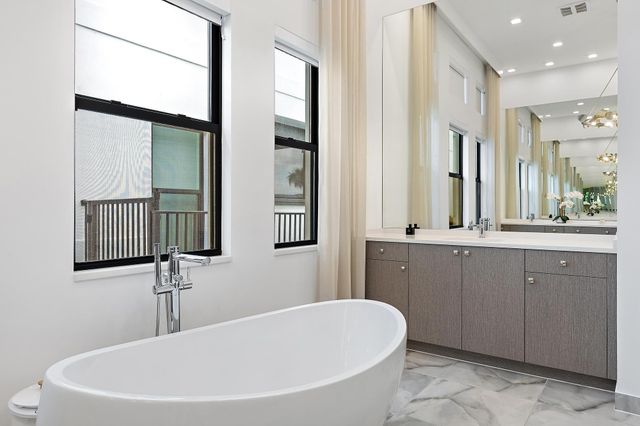 9933 Migration Point, Palm Beach Gardens, FL 33412