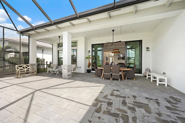 9933 Migration Point, Palm Beach Gardens, FL 33412