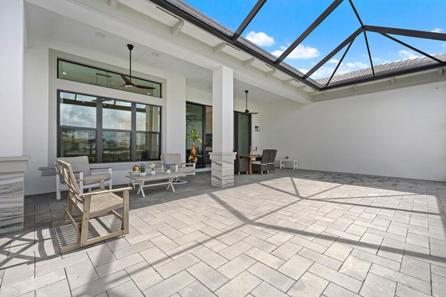 9933 Migration Point, Palm Beach Gardens, FL 33412