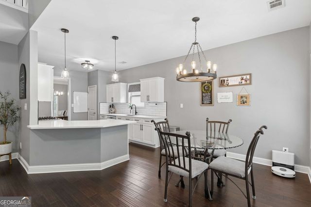 4243 Creekrun Circle, Buford, GA 30519