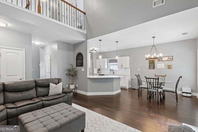 4243 Creekrun Circle, Buford, GA 30519