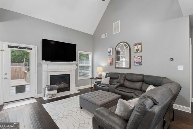 4243 Creekrun Circle, Buford, GA 30519