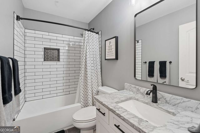 4243 Creekrun Circle, Buford, GA 30519