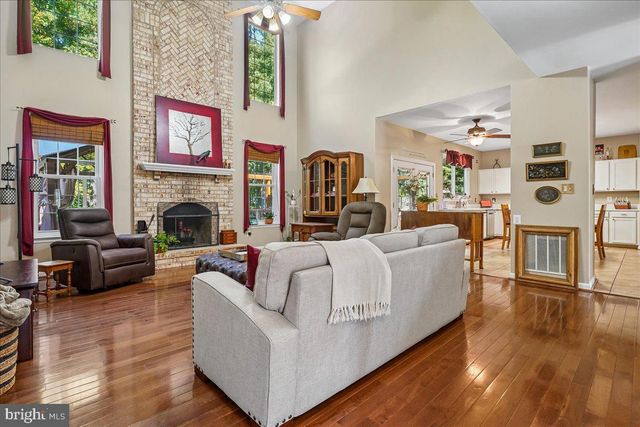 2900 NICELY CT, Dumfries, VA 22026