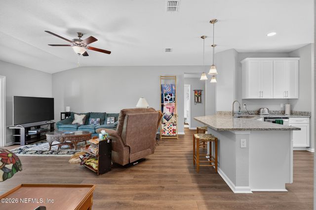 1634 EAST Road, Jacksonville, FL 32216