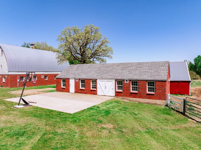 5976 County Road 141, Saint Augusta, MN 56301