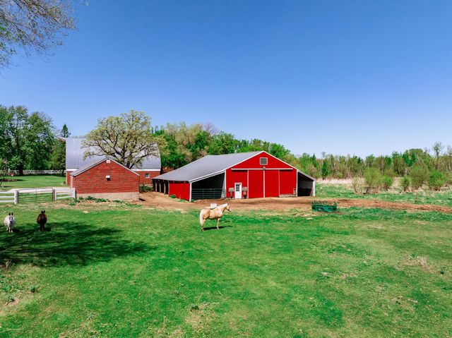 5976 County Road 141, Saint Augusta, MN 56301