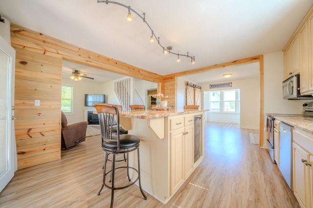 5976 County Road 141, Saint Augusta, MN 56301