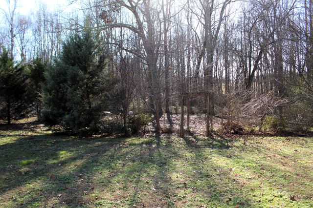 108 Wimbley Rd, Estill Springs, TN 37330