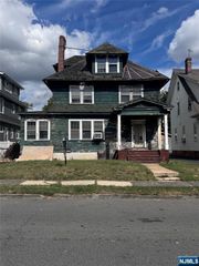 188 Rutledge Avenue, East Orange, NJ 07017