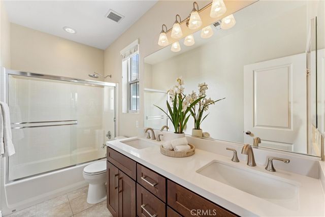 3229 Larkspur Street, Tustin, CA 92782