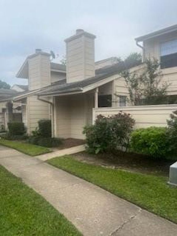 13046 Leader Street 982, Houston, TX 77072