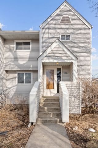 130 W 43rd Street, Minneapolis, MN 55409