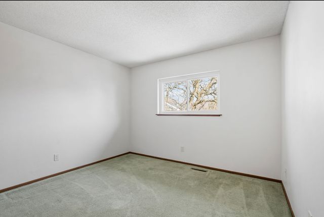 130 W 43rd Street, Minneapolis, MN 55409